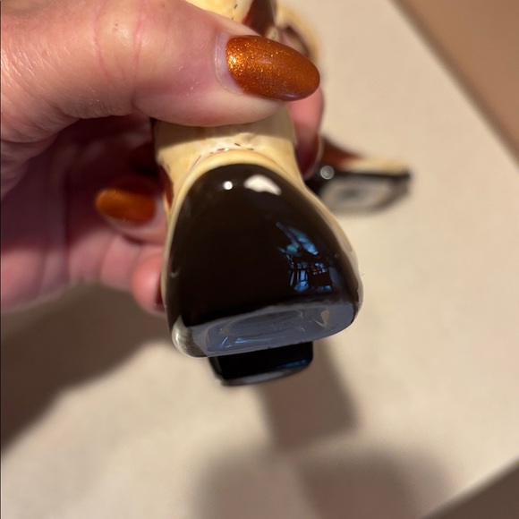 Vintage Ceramic Cowboy Boot Salt and Pepper Shakers - Picture 8 of 9